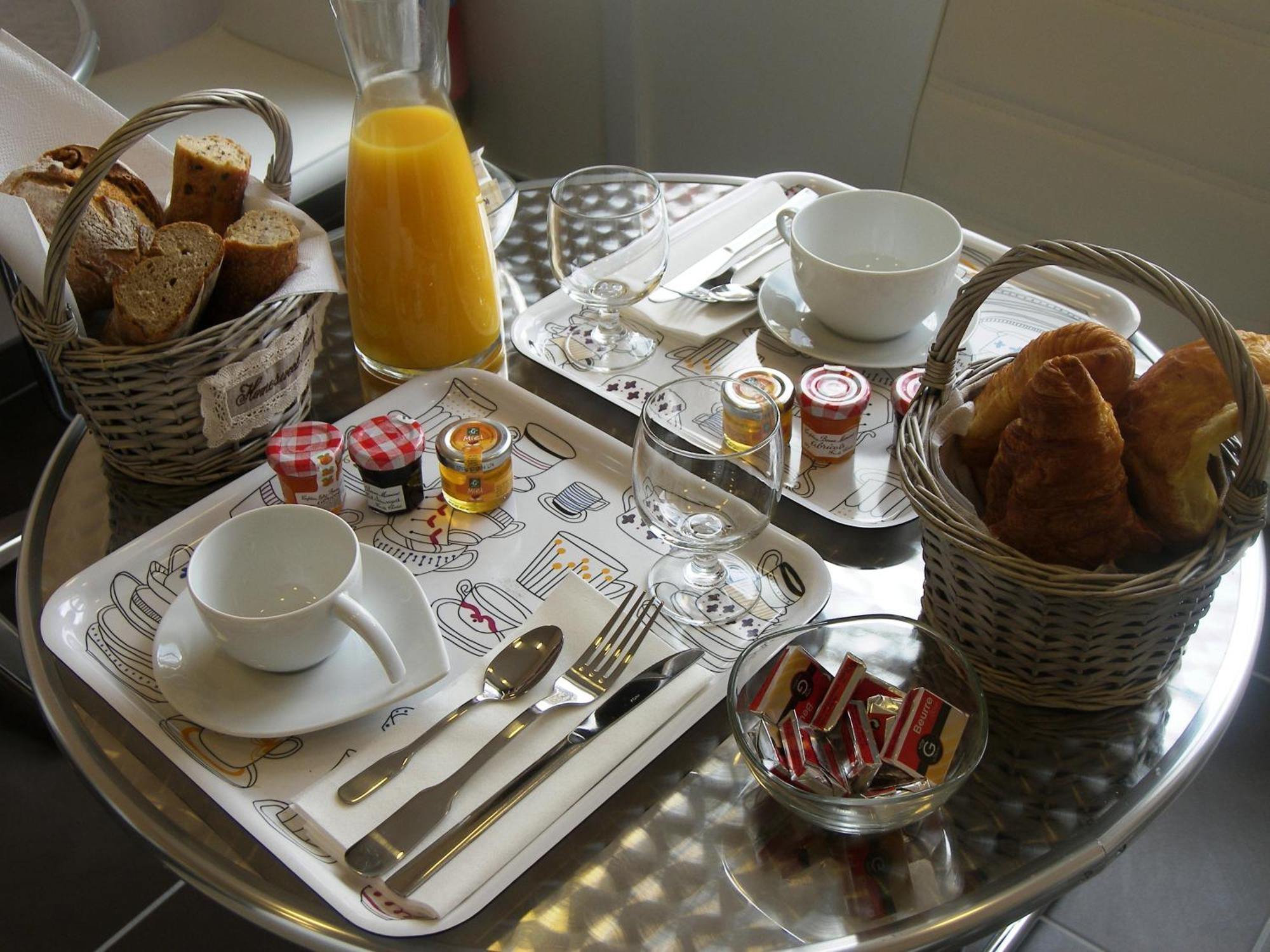 Montverdun オステルリー デル マタン カルム Bed & Breakfast エクステリア 写真
